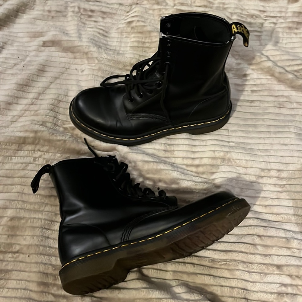 Dr martins black size 8
